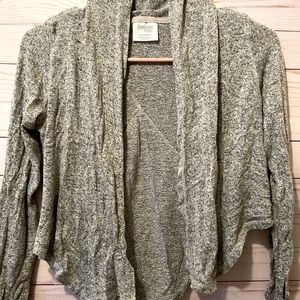 Danskin Girls warm up dance sweater size 6-6X Small